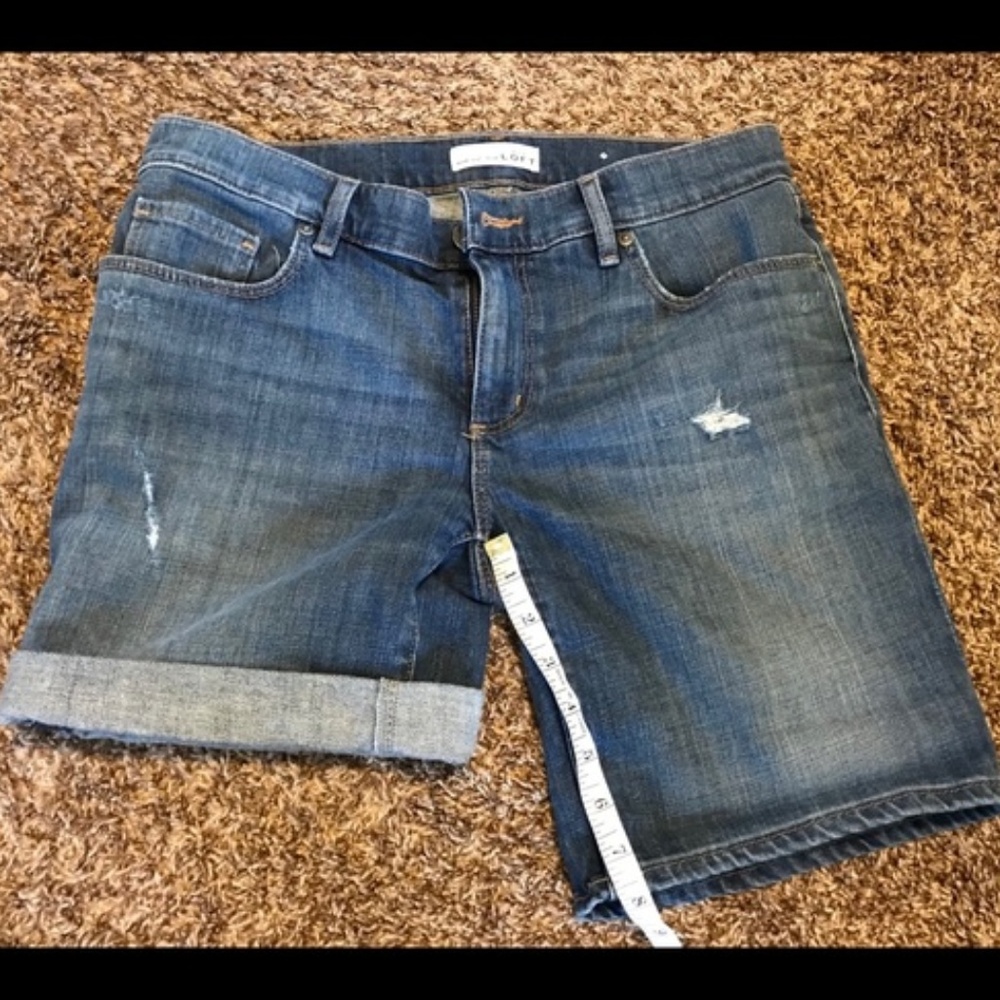 SOLD LOFT Midi/Bermuda Shorts Size 2